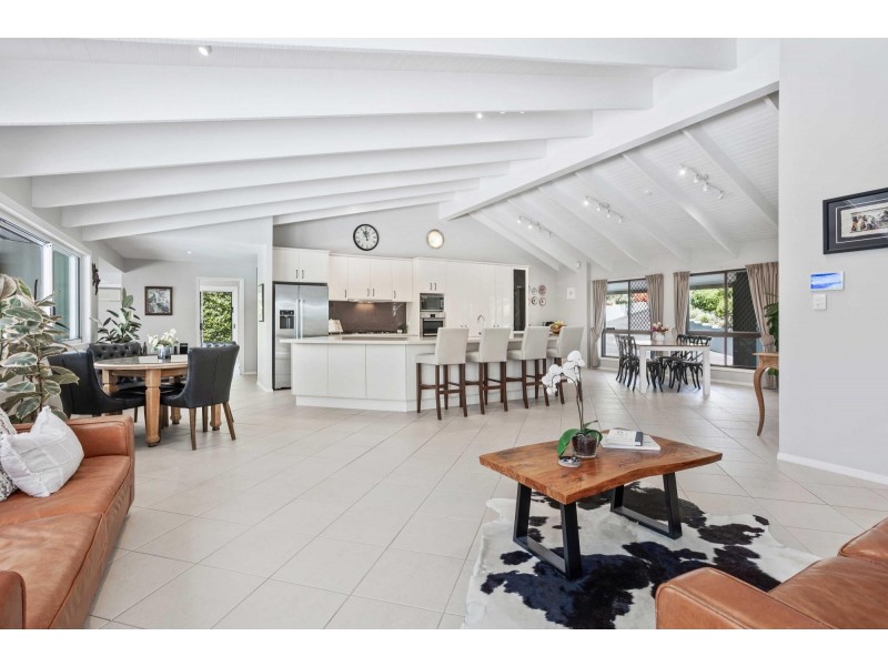 5 Rutherglen Court, Tallai QLD 4213