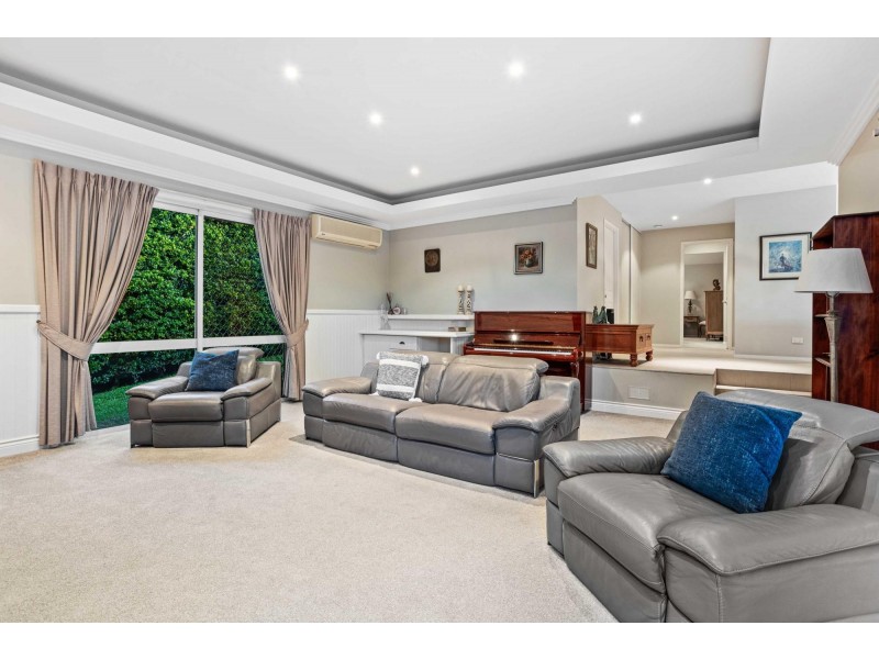 5 Rutherglen Court, Tallai QLD 4213