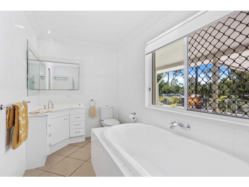 5 Rutherglen Court, Tallai QLD 4213