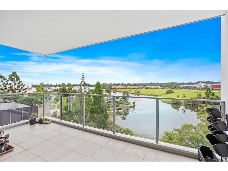 231/129 Laver Drive, Robina QLD 4226