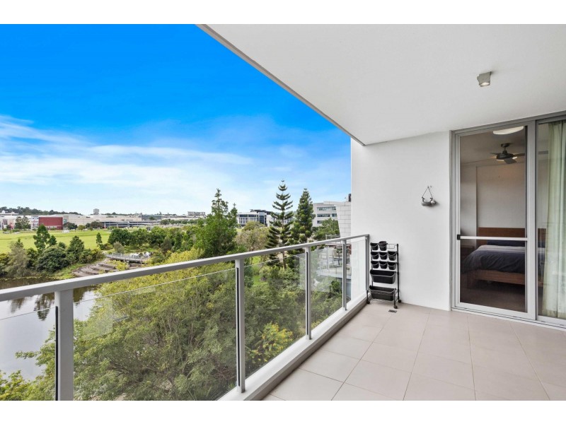 231/129 Laver Drive, Robina QLD 4226