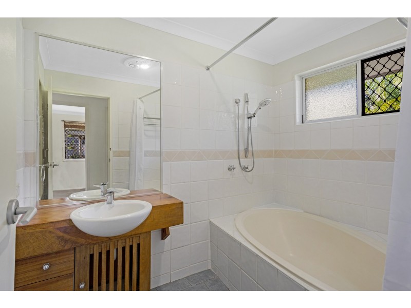 12 Adams Avenue, Miami QLD 4220