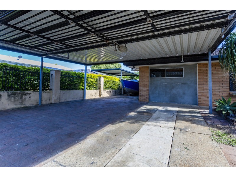 12 Adams Avenue, Miami QLD 4220