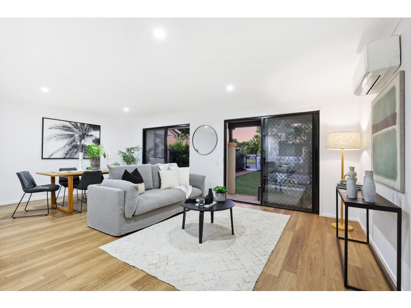 16/302 Christine Avenue, Varsity Lakes QLD 4227