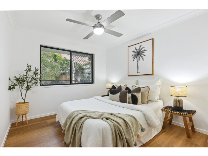 16/302 Christine Avenue, Varsity Lakes QLD 4227