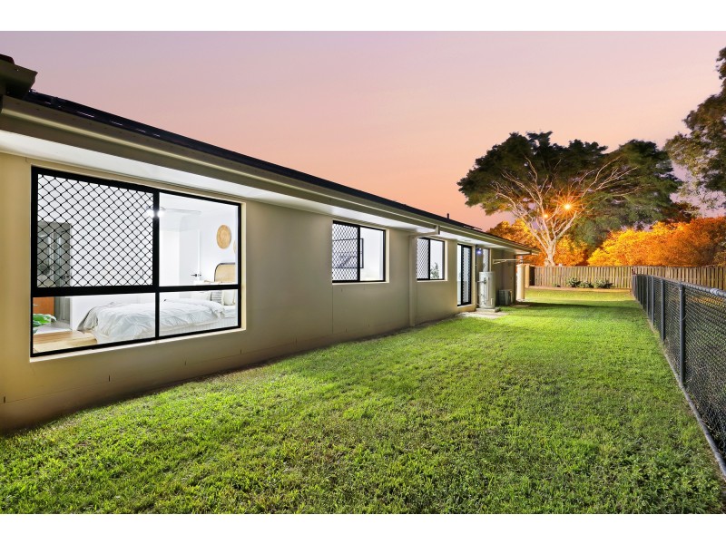 16/302 Christine Avenue, Varsity Lakes QLD 4227