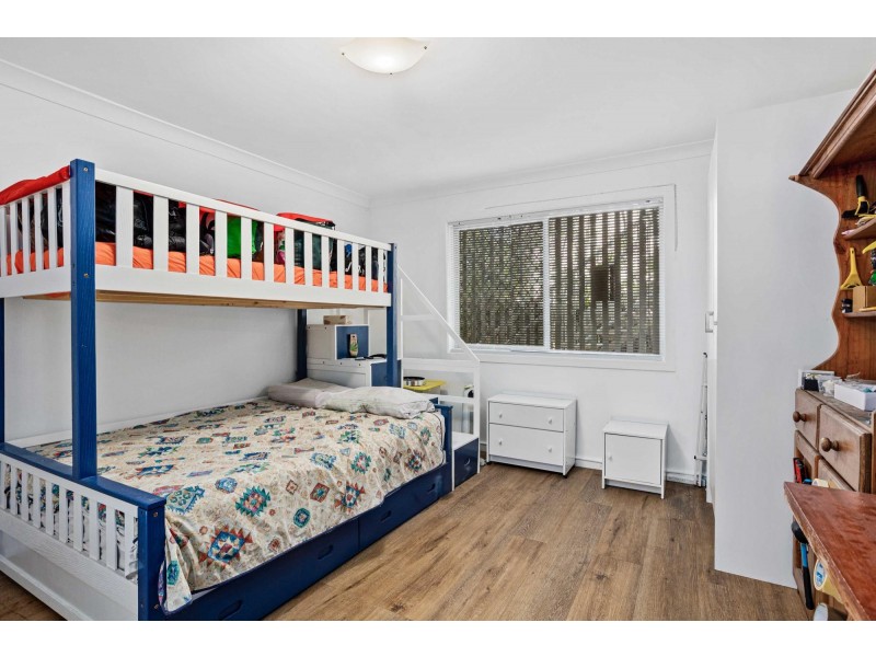 2/34-36 Tarcoola Crescent, Chevron Island QLD 4217