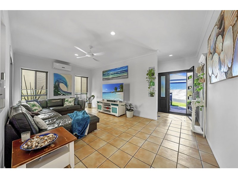 5 Ferndahl Drive, Varsity Lakes QLD 4227