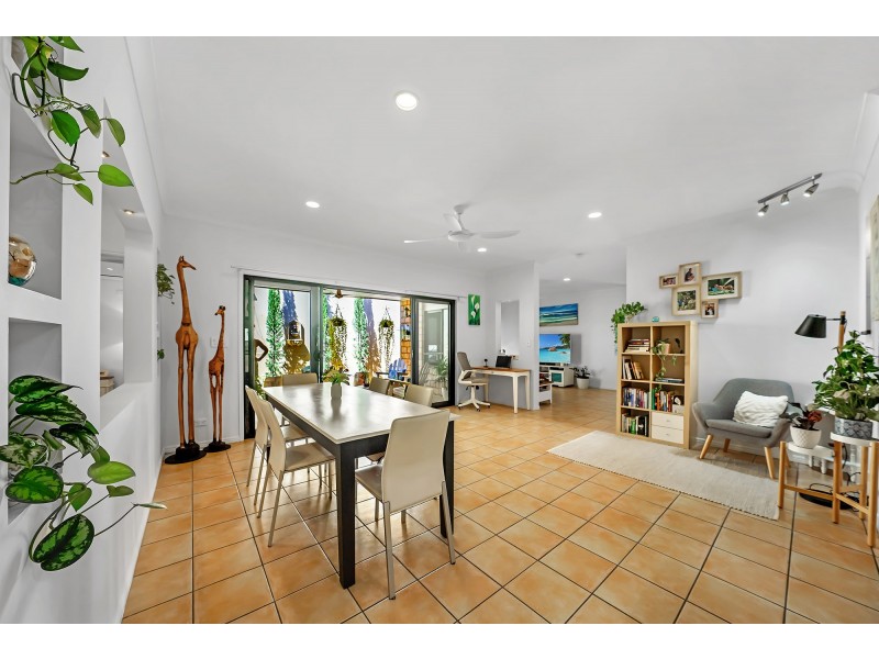 5 Ferndahl Drive, Varsity Lakes QLD 4227