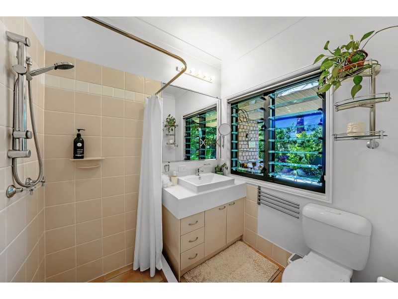 5 Ferndahl Drive, Varsity Lakes QLD 4227