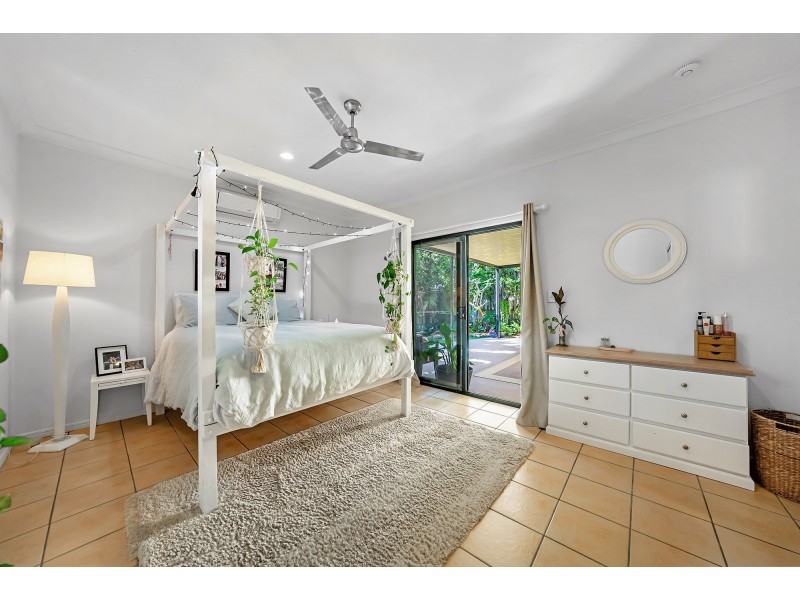 5 Ferndahl Drive, Varsity Lakes QLD 4227