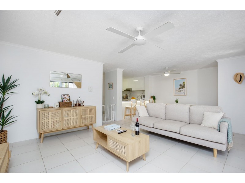 3/16 Djerral Avenue, Burleigh Heads QLD 4220