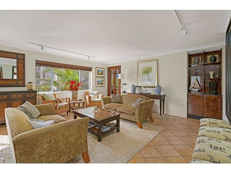 4/70 Marine Parade, Miami QLD 4220