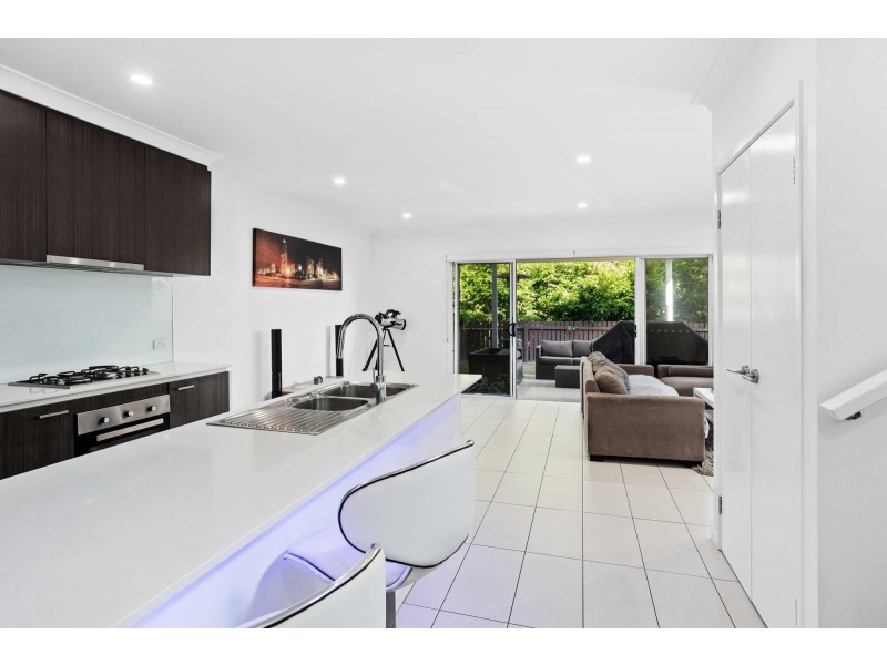 2/46 Clover Hill Drive, Mudgeeraba QLD 4213
