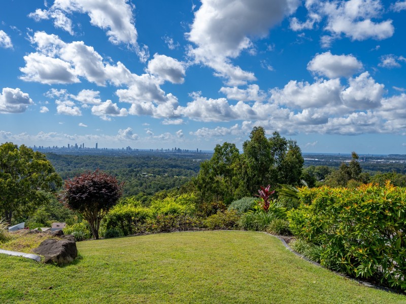 109 The Panorama, Tallai QLD 4213