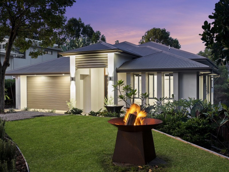 10 Wilcox Close, Reedy Creek QLD 4227