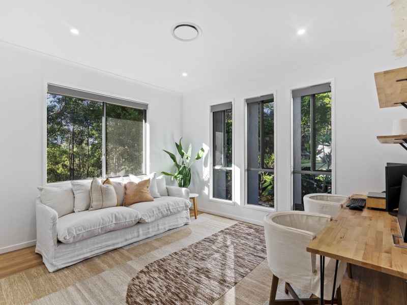 10 Wilcox Close, Reedy Creek QLD 4227