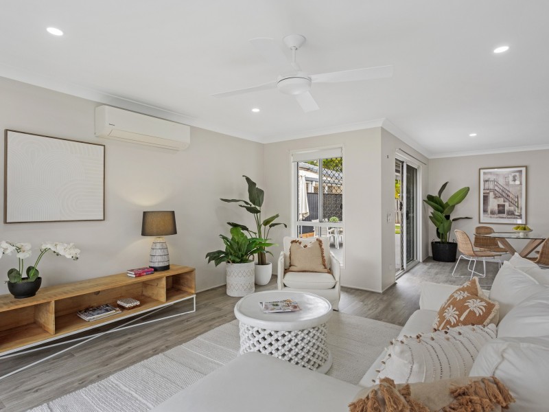 5 Summerwine Street, Burleigh Waters QLD 4220