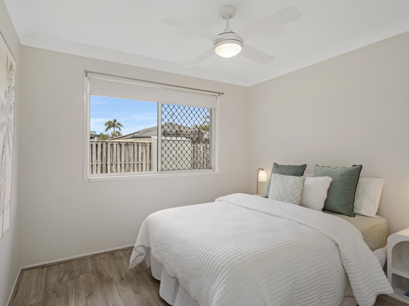 5 Summerwine Street, Burleigh Waters QLD 4220