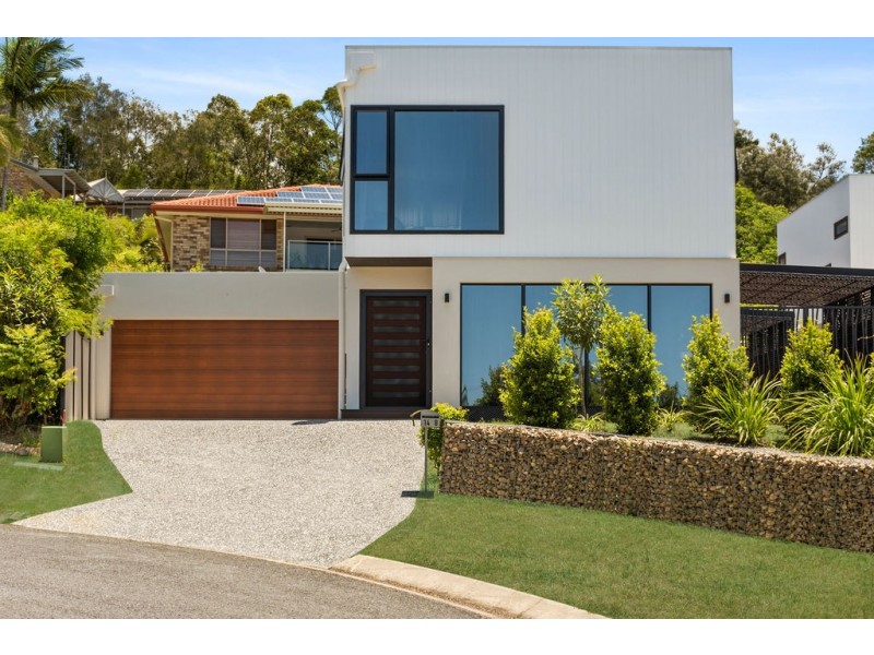 2/14 Pinehurst Place, Robina QLD 4226