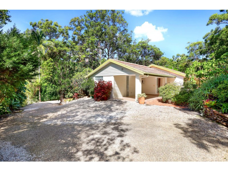 22 Viscount Drive, Tallai QLD 4213
