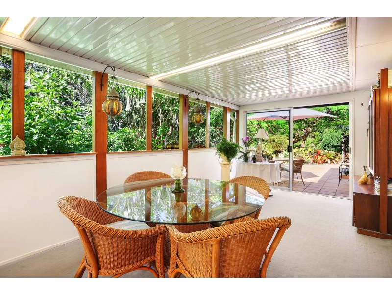 22 Viscount Drive, Tallai QLD 4213