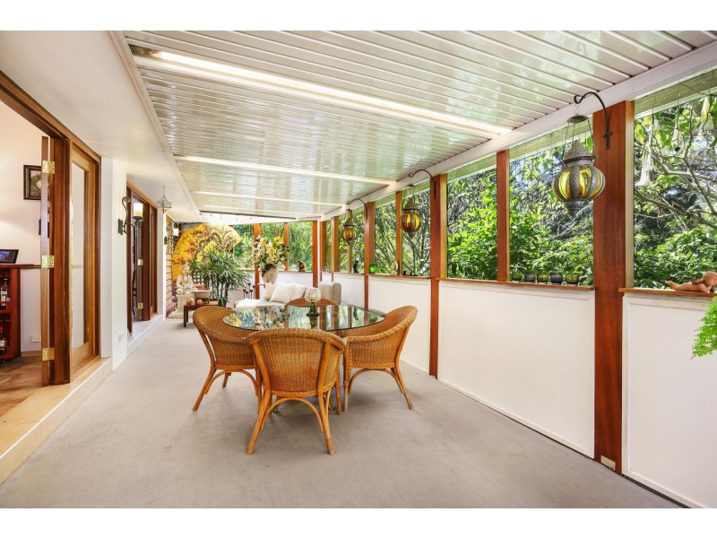 22 Viscount Drive, Tallai QLD 4213