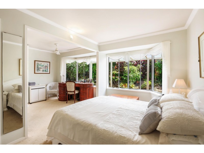 22 Viscount Drive, Tallai QLD 4213