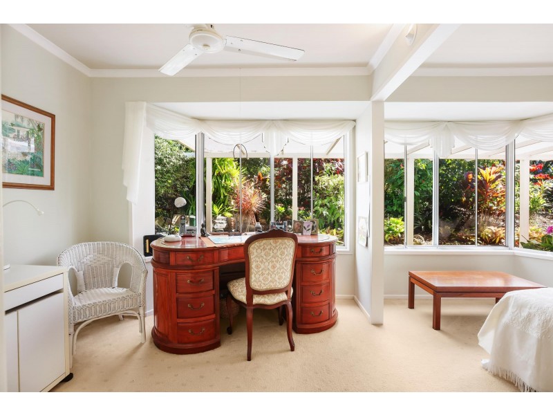 22 Viscount Drive, Tallai QLD 4213
