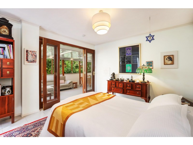 22 Viscount Drive, Tallai QLD 4213
