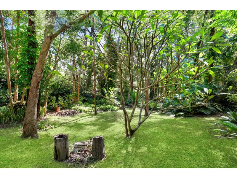 22 Viscount Drive, Tallai QLD 4213