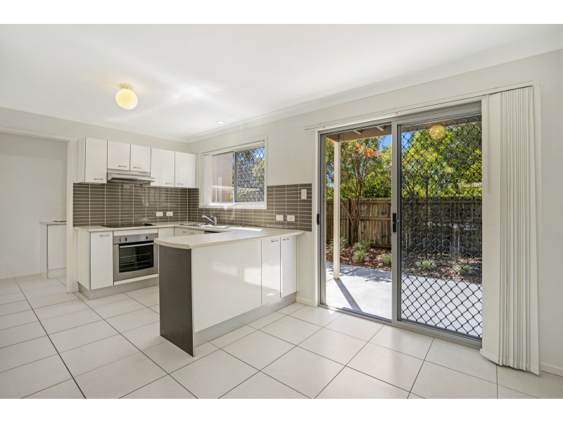 7/131 McAuley Parade, Pacific Pines QLD 4211