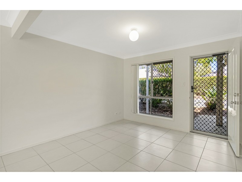 7/131 McAuley Parade, Pacific Pines QLD 4211