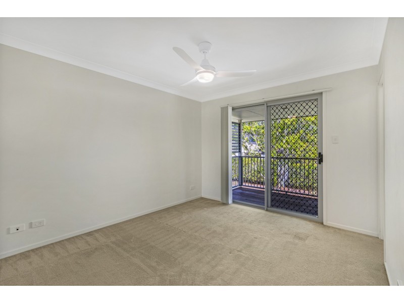 7/131 McAuley Parade, Pacific Pines QLD 4211