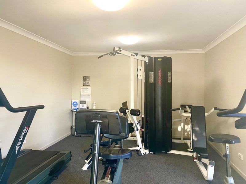 7/131 McAuley Parade, Pacific Pines QLD 4211