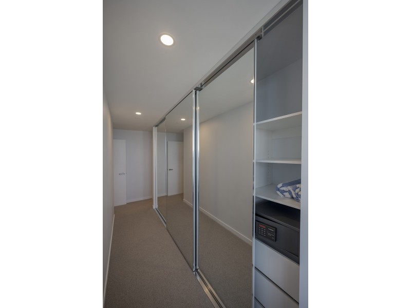 14112/5 The Darling Avenue, Broadbeach QLD 4218