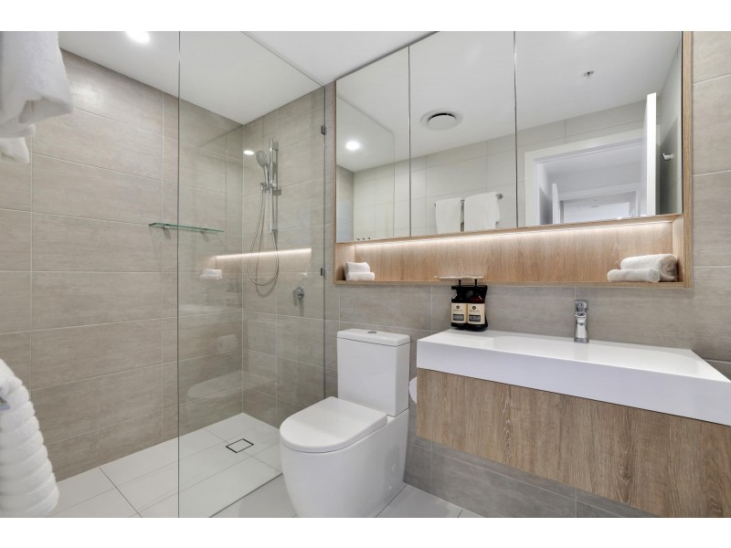 14112/5 The Darling Avenue, Broadbeach QLD 4218