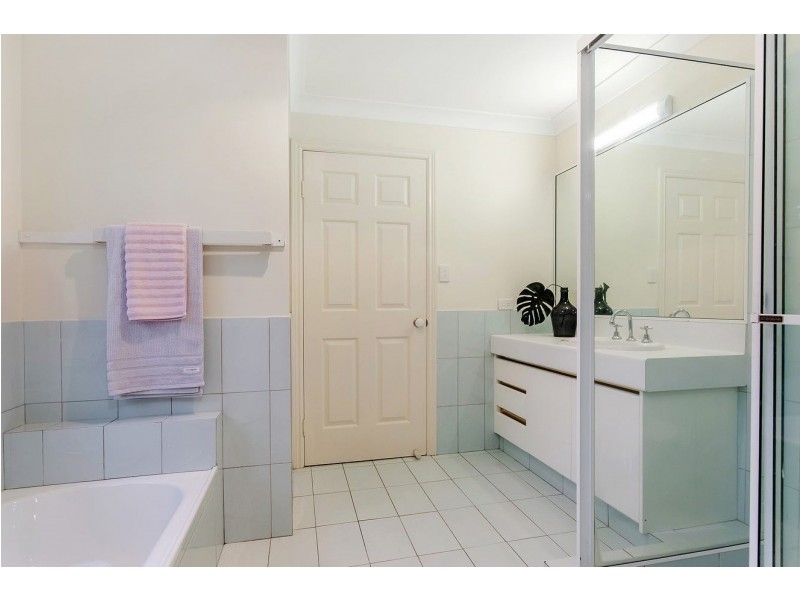 53 Killarney Avenue, Robina QLD 4226