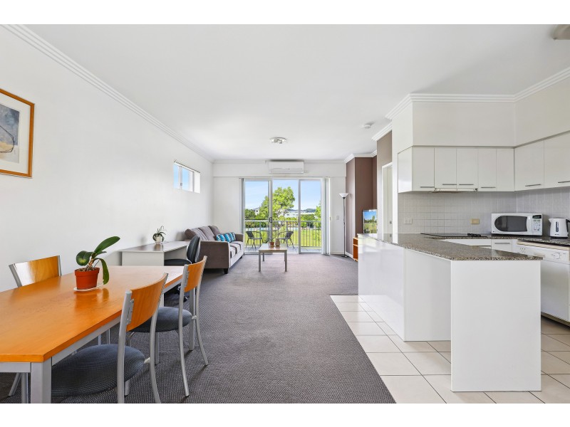 44/98 University Drive, Varsity Lakes QLD 4227