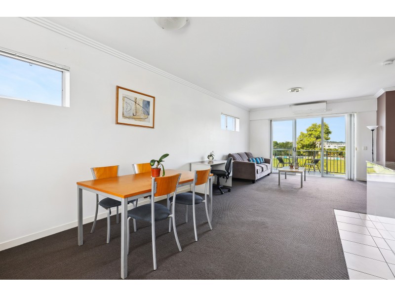 44/98 University Drive, Varsity Lakes QLD 4227