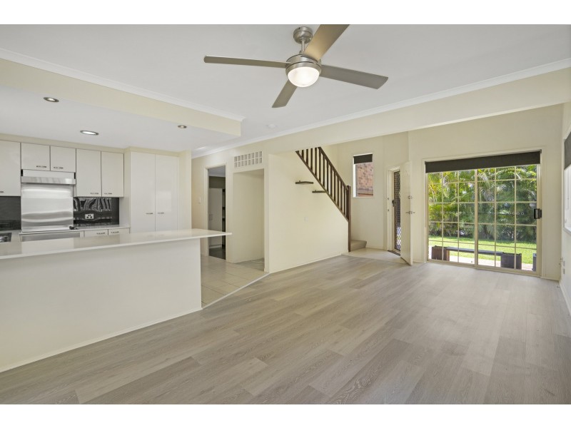 40/1A Alison Road, Carrara QLD 4211