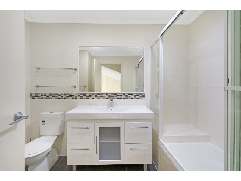 40/1A Alison Road, Carrara QLD 4211