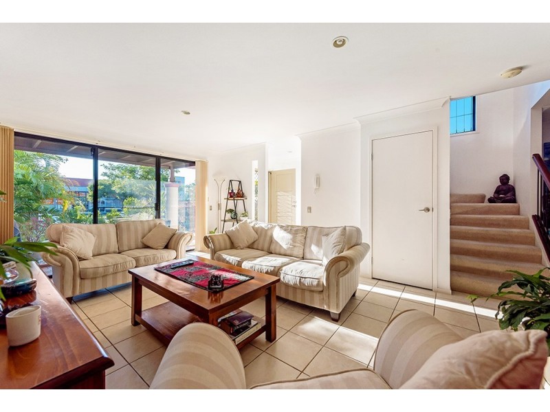 3/302 Christine Avenue, Varsity Lakes QLD 4227