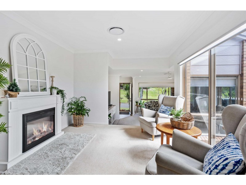 14 Wayville Place, Robina QLD 4226