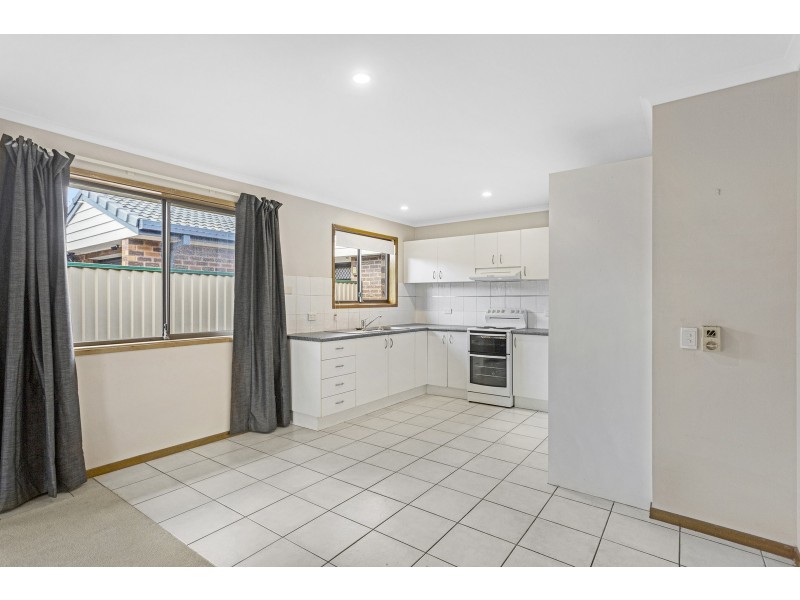 1/96 Christine Avenue, Burleigh Waters QLD 4220