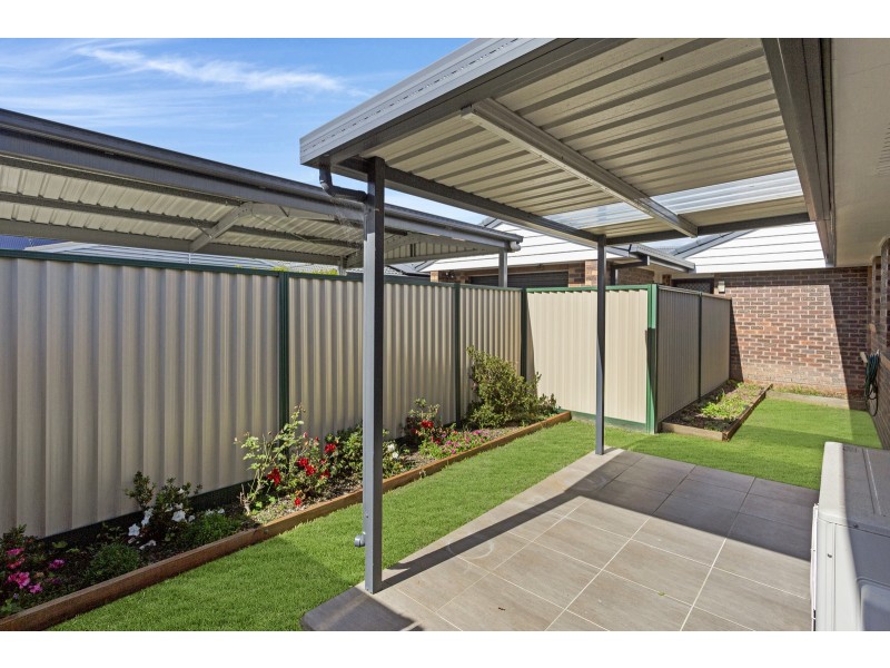 1/96 Christine Avenue, Burleigh Waters QLD 4220
