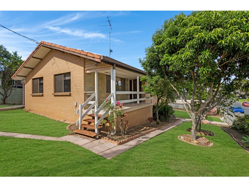 22 Myall Street, Southport QLD 4215