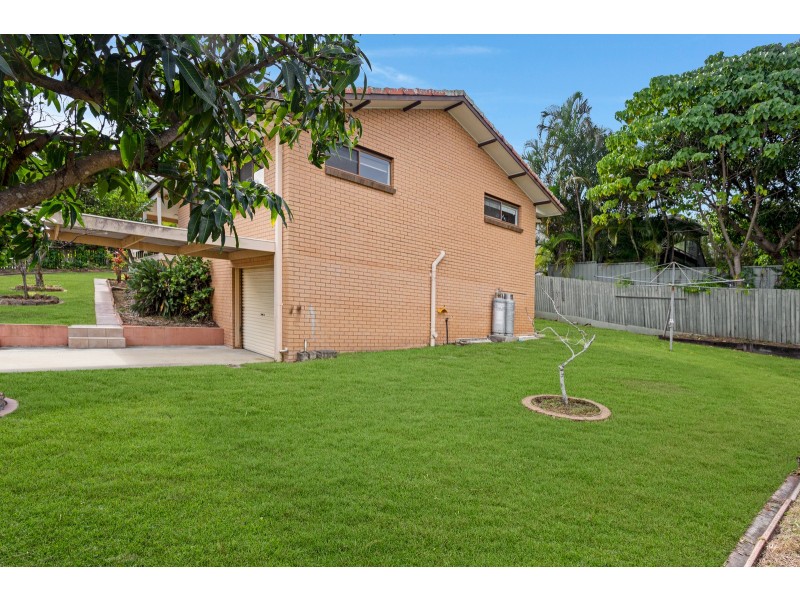 22 Myall Street, Southport QLD 4215