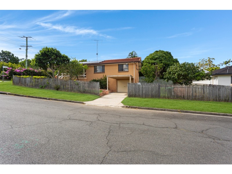 22 Myall Street, Southport QLD 4215