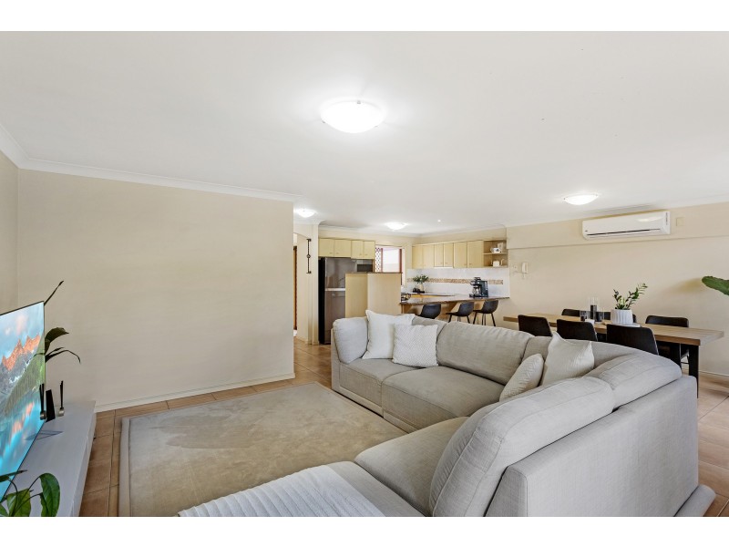 10/8 Woody Views Way, Robina QLD 4226